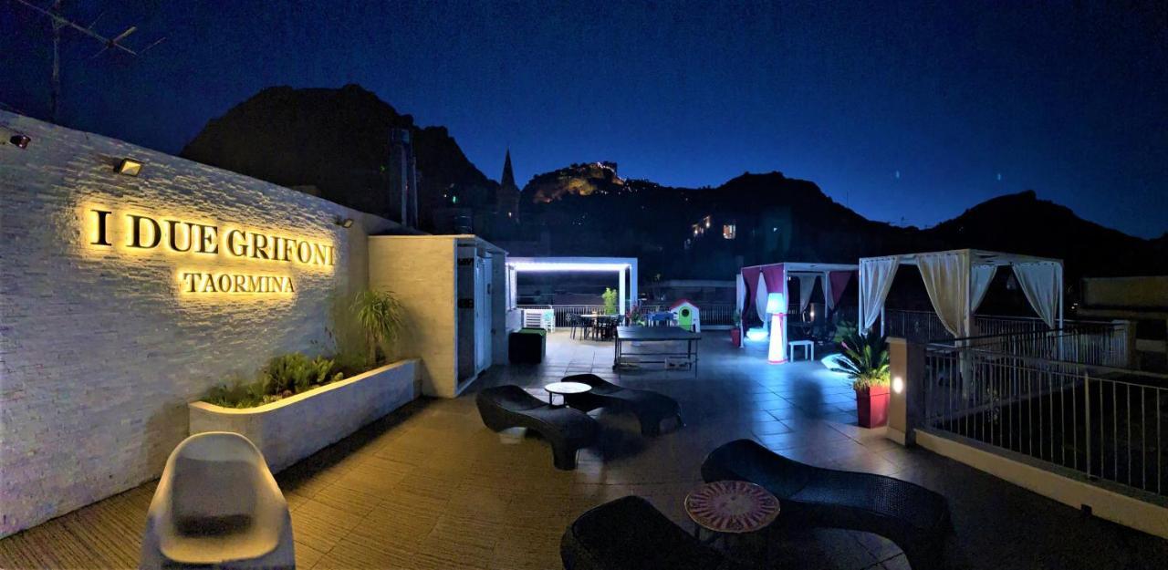 I Due Grifoni Apartments Taormina Exterior foto